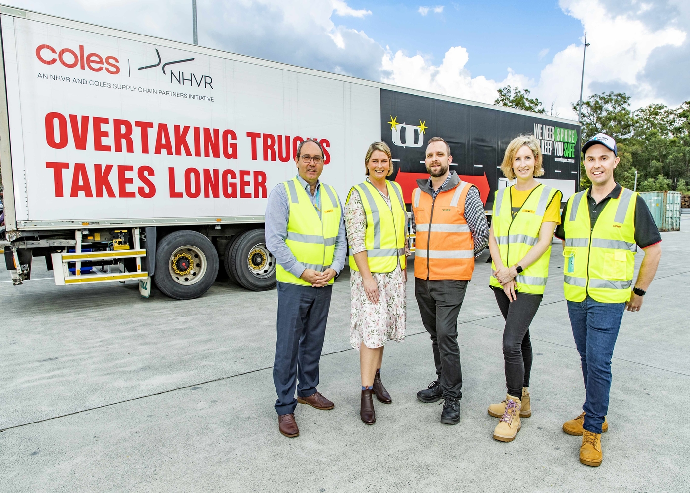 #007 (L-R) Sal Petroccitto – CEO, NHVR, Leisel Jones - Australian former competition swimmer and Olympic gold medallist, Mark Williamson, Toll State Manager for Coles qld, Naomi Frauenfelder, CEO, HHTS, David Clark, Head of Transport Safety & Sustainability - Supply Chain • GM LOGISTICS